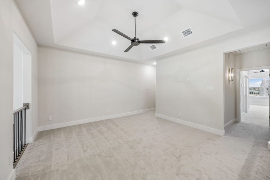 Spacious, unfurnished interior of a new home in StarView, Prosper (Image 46). Spacious, unfurnished interior of a new home in StarView, Prosper (Image 46).