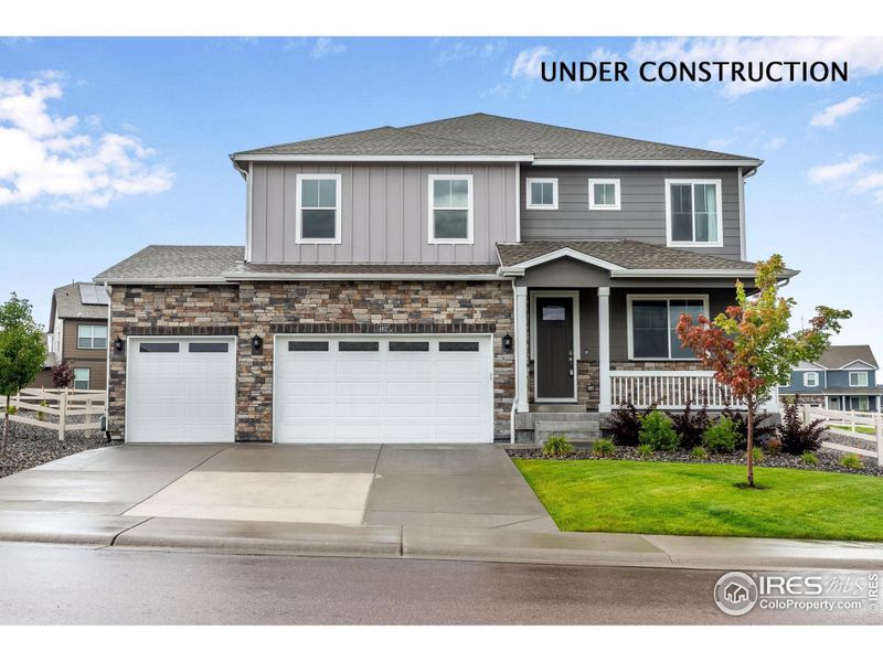 Image 20 of a home in Lakeside Canyon.
