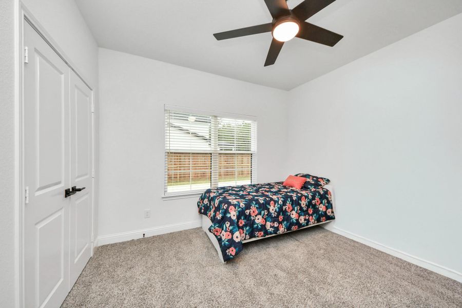 Furnished interior view inside a new home in Spring Branch Crossing, Conroe (Image 23). Furnished interior view inside a new home in Spring Branch Crossing, Conroe (Image 23).
