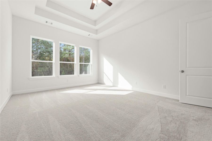 Spacious, unfurnished interior of a new home in Kresston - 65', Montgomery (Image 17).