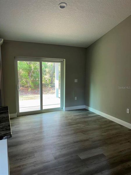 Spacious, unfurnished interior of a new home in , Dunnellon (Image 14).