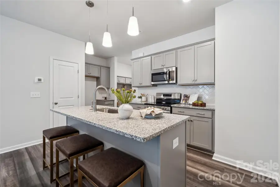 Photos are representative - floorplan is the same but colors and selections may differ. Photos are representative - floorplan is the same but colors and selections may differ.