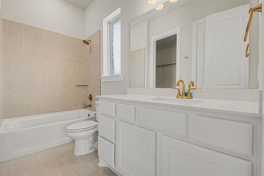 Furnished interior view inside a new home in , McKinney (Image 5).