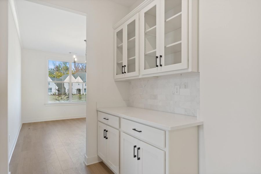 Furnished interior view inside a new home in White Oak, Arlington (Image 6).