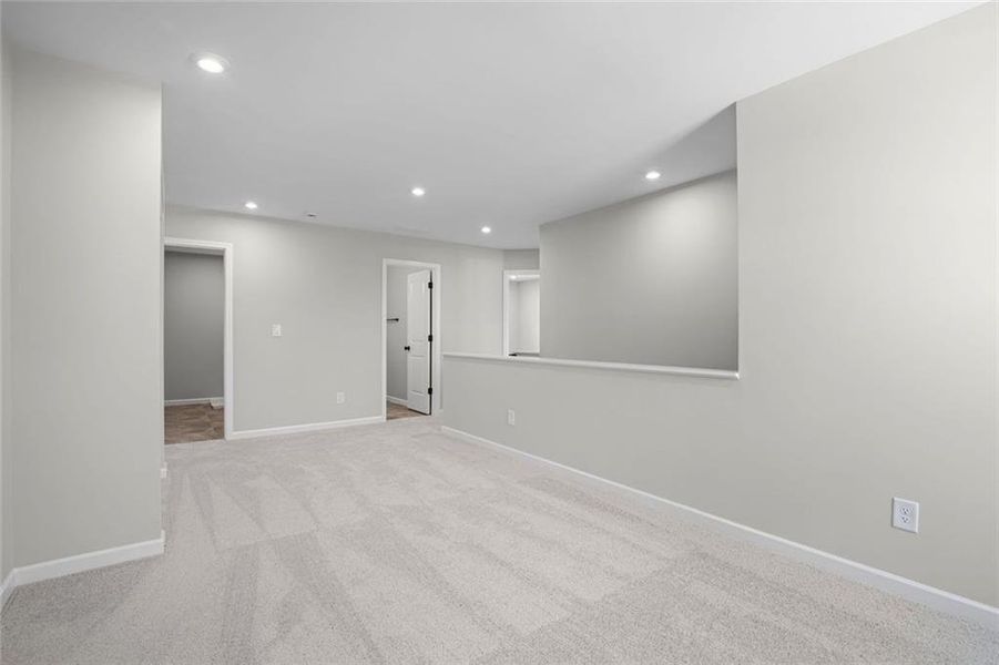 Spacious, unfurnished interior of a new home in Three Rivers, Rome (Image 29). Spacious, unfurnished interior of a new home in Three Rivers, Rome (Image 29).