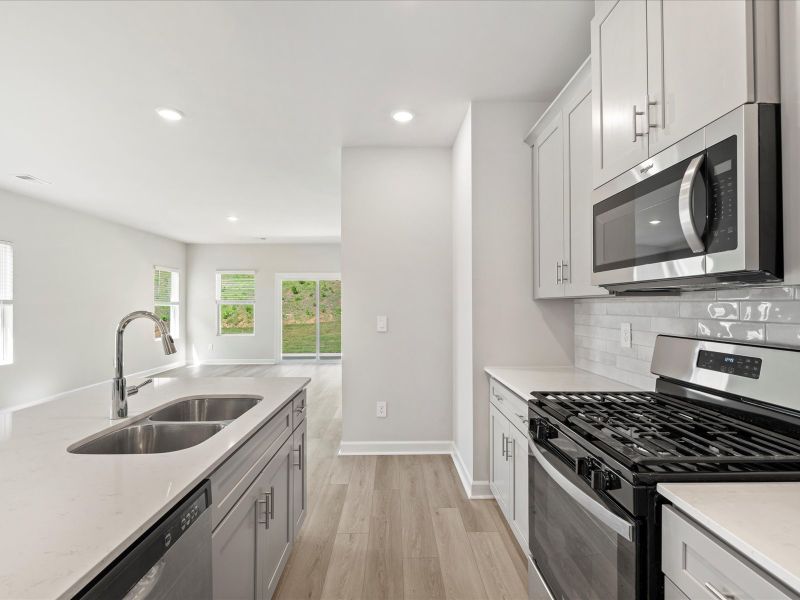 Welcome to the Sydney floorplan at Creek Ridge - Heritage Collection.