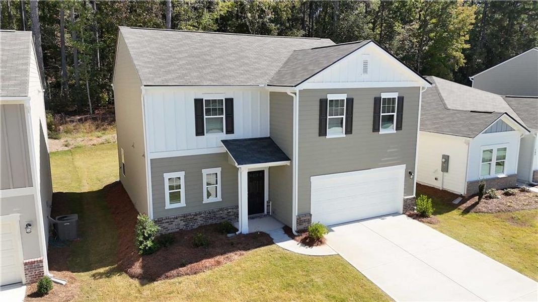 Image 8 of a home in Casteel.