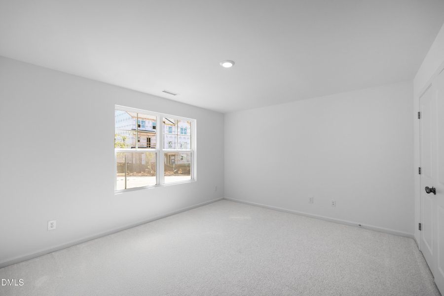 SUN_Stoneriver_Pic_Bradley_Bed4_1of1 SUN_Stoneriver_Pic_Bradley_Bed4_1of1