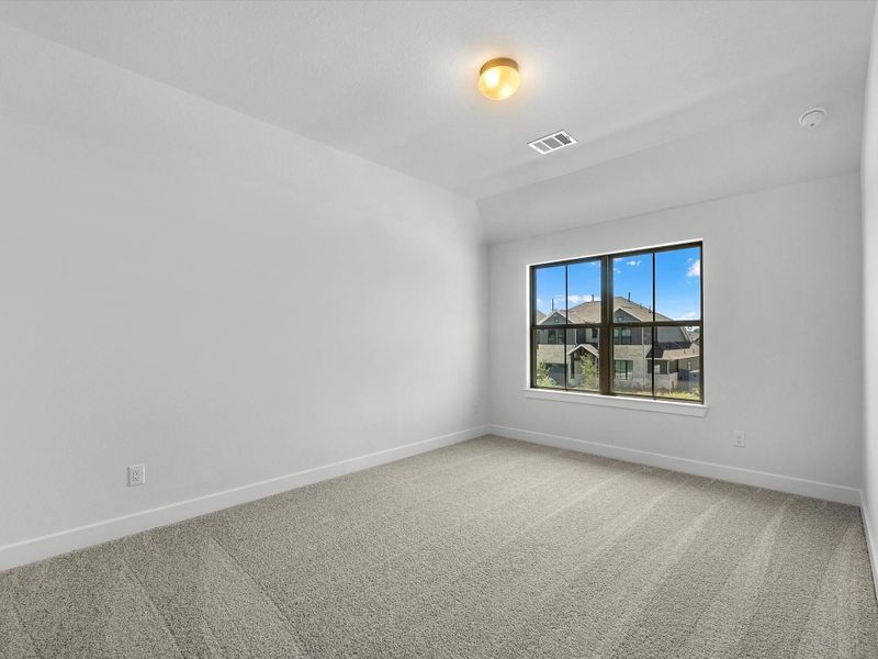 Spacious, unfurnished interior of a new home in Fulshear Lakes, Fulshear (Image 22).