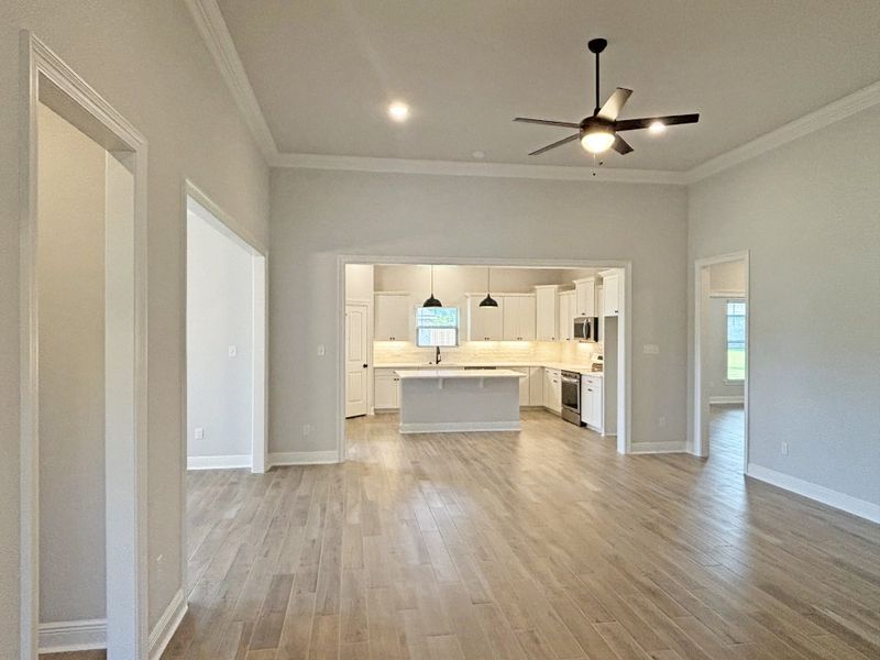 Spacious, unfurnished interior of a new home in Bird Song at Hammock Bay, Freeport (Image 17).