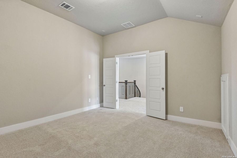 Spacious, unfurnished interior of a new home in Fox Falls, Boerne (Image 44). Spacious, unfurnished interior of a new home in Fox Falls, Boerne (Image 44).