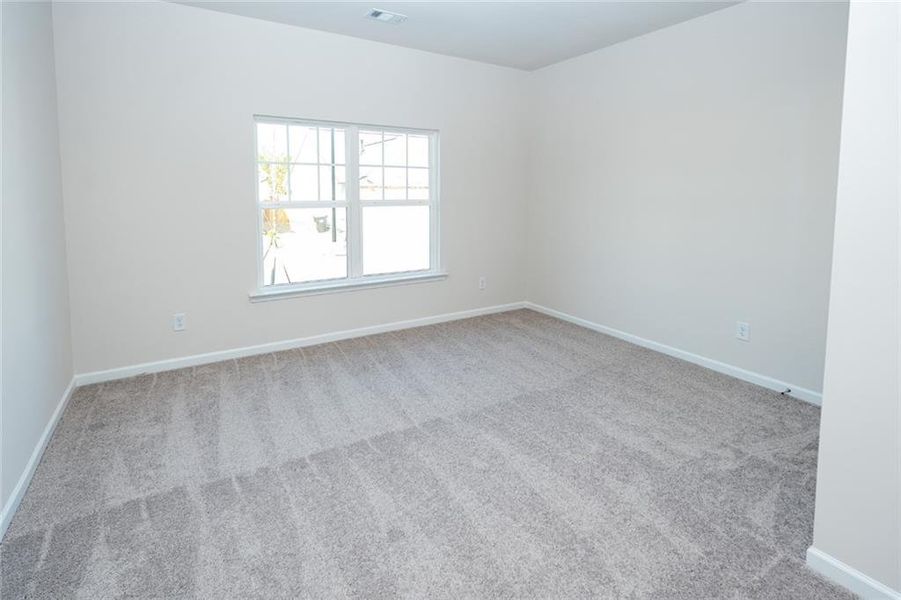Spacious, unfurnished interior of a new home in Villages at Cedar Hill, Dallas (Image 19). Spacious, unfurnished interior of a new home in Villages at Cedar Hill, Dallas (Image 19).