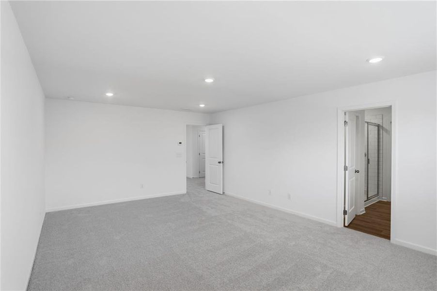Spacious, unfurnished interior of a new home in , Bethlehem (Image 15). Spacious, unfurnished interior of a new home in , Bethlehem (Image 15).