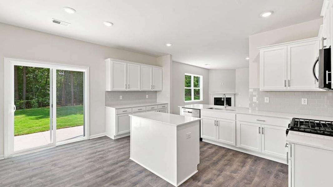 Furnished interior view inside a new home in Hunters Ridge, Woodruff (Image 10).