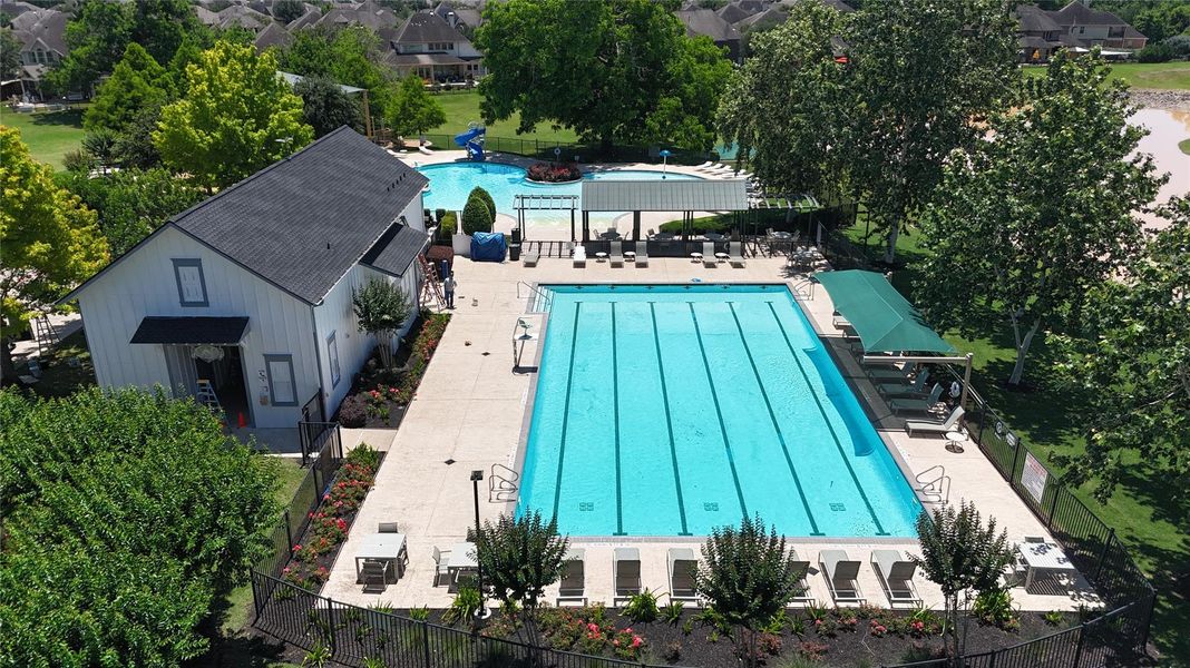 Vacation vibes, family fun, and resort style amenities all just minutes from home!