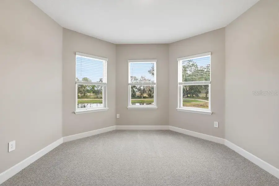 Spacious, unfurnished interior of a new home in Timber Ridge, Plant City (Image 23).