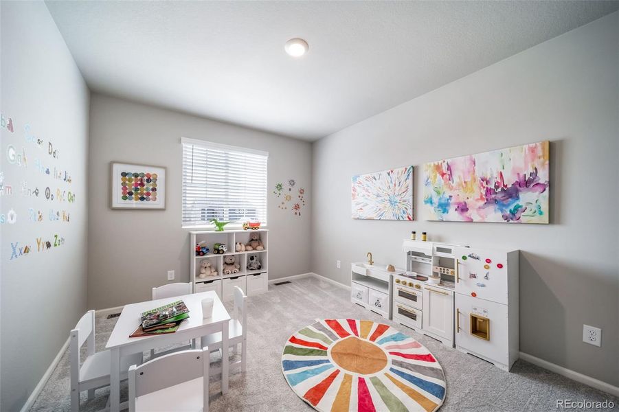 Furnished interior view inside a new home in , Aurora (Image 24).