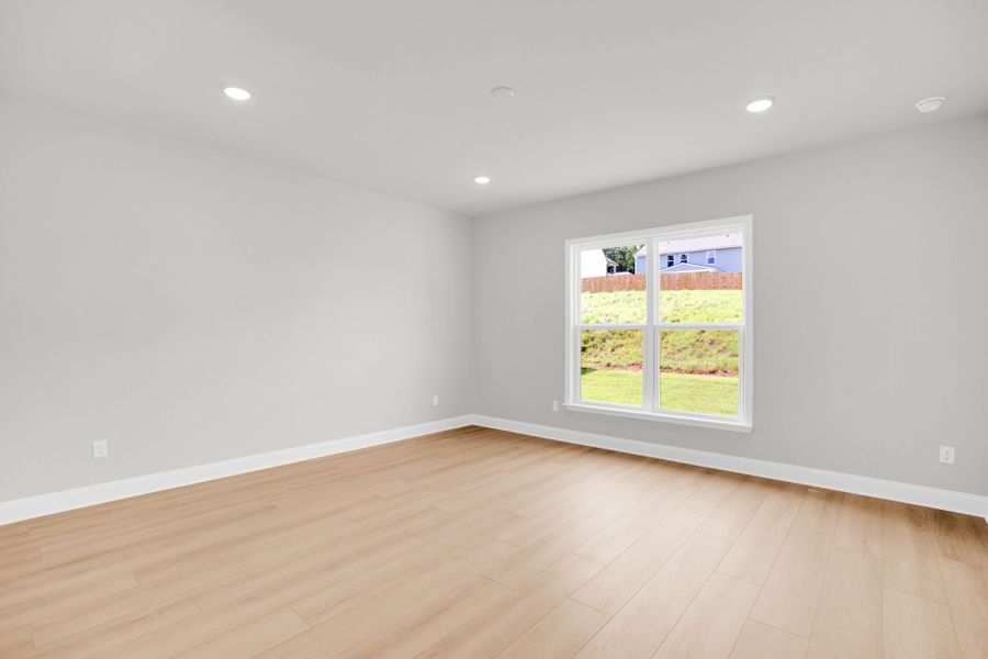 Spacious, unfurnished interior of a new home in Carriage Estates, Lexington (Image 49).