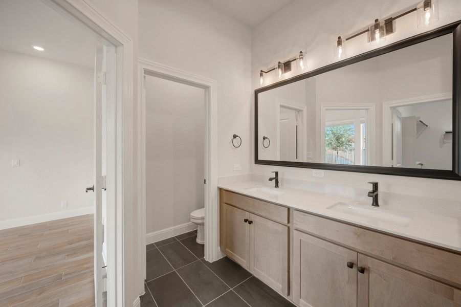 Owner's Bath Owner's Bath