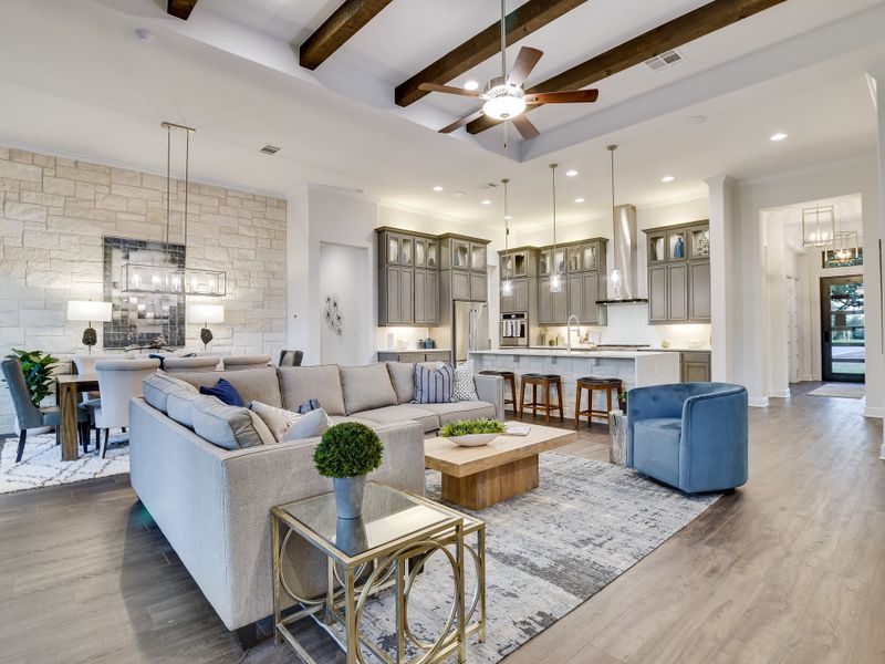 Representative furnished interior of a home built from the San Simeon I by Giddens Homes in Clearwater Ranch, Liberty Hill (Image 170).