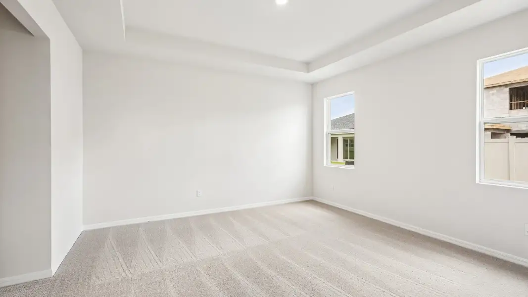 Spacious, unfurnished interior of a new home in Legacy Preserve, Parrish (Image 16).