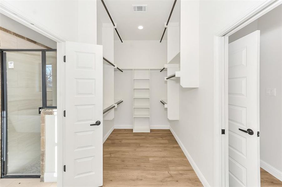 Image 29 of a home in .