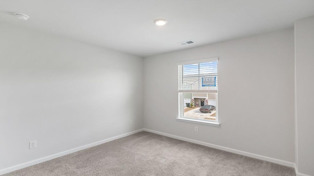 Spacious, unfurnished interior of a new home in Carolina Groves Townhomes, Moncks Corner (Image 13).