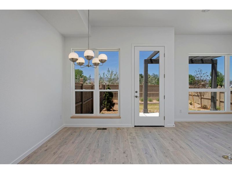 Spacious, unfurnished interior of a new home in West Grange, Longmont (Image 22).