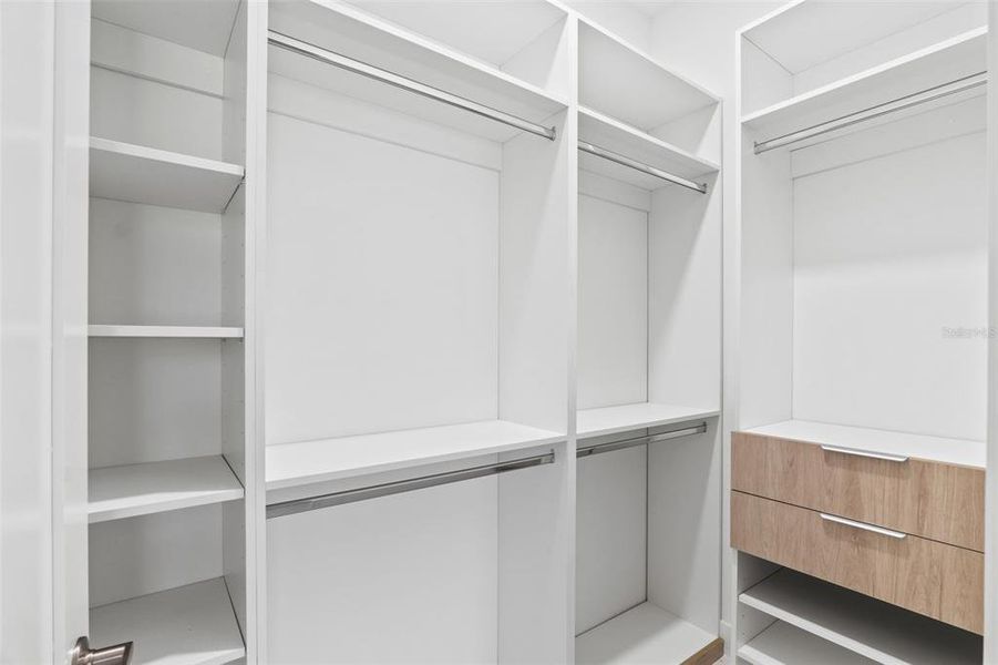 Image 44 of a home in .