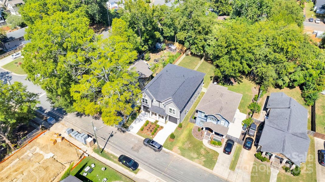 Image 28 of a home in .