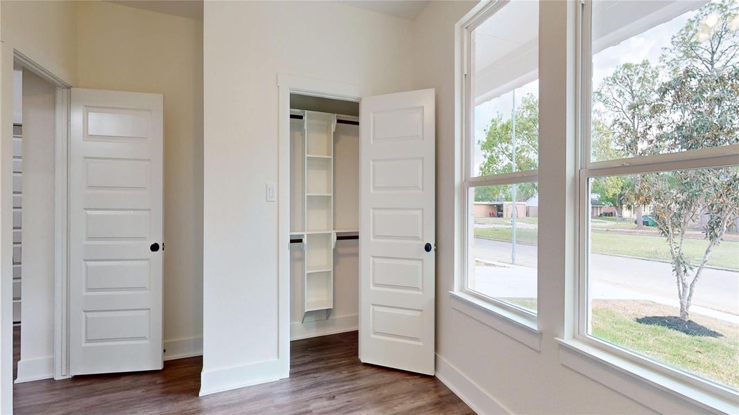 Spacious, unfurnished interior of a new home in , Houston (Image 20).