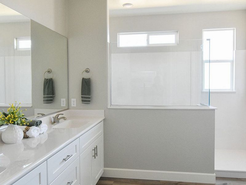 Representative furnished interior of a home built from the The Summit by Davidson Homes LLC in Morningstar, Prescott Valley (Image 39).
