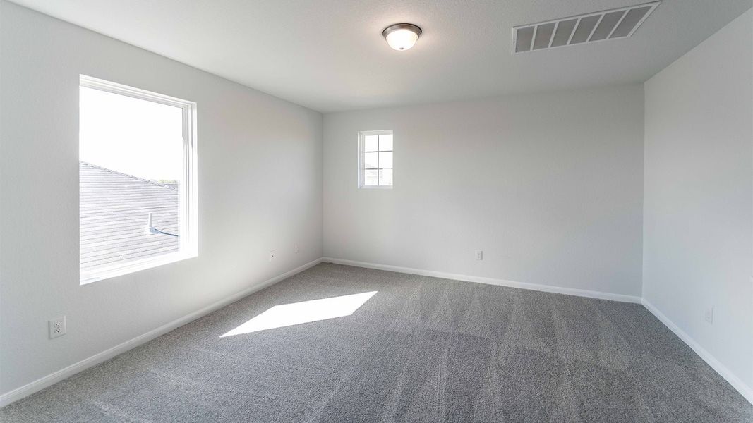 Spacious, unfurnished interior of a new home in Garden Grove, San Antonio (Image 32).