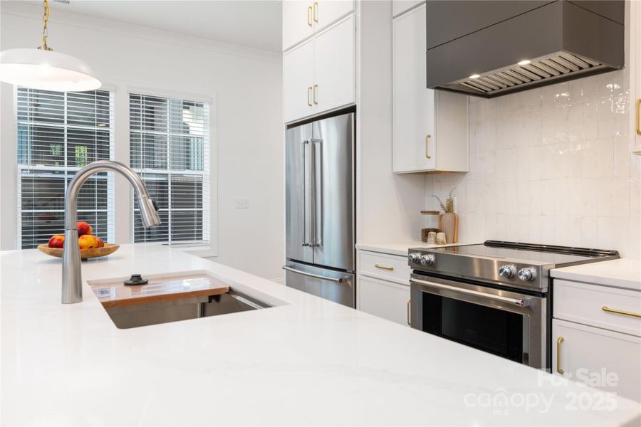 Image 27 of a home in .