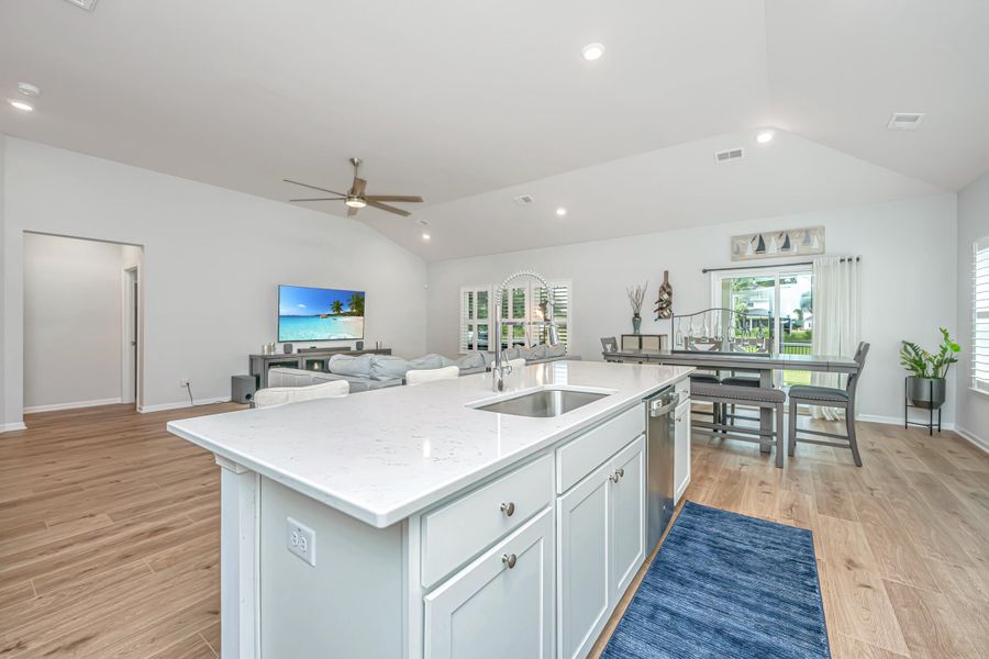 Furnished interior view inside a new home in Saint John's Lake: Coastal Collection, Johns Island (Image 42).