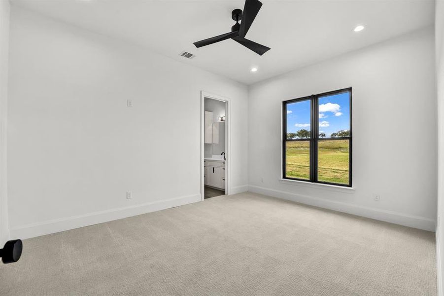 Spacious, unfurnished interior of a new home in , Weatherford (Image 25). Spacious, unfurnished interior of a new home in , Weatherford (Image 25).