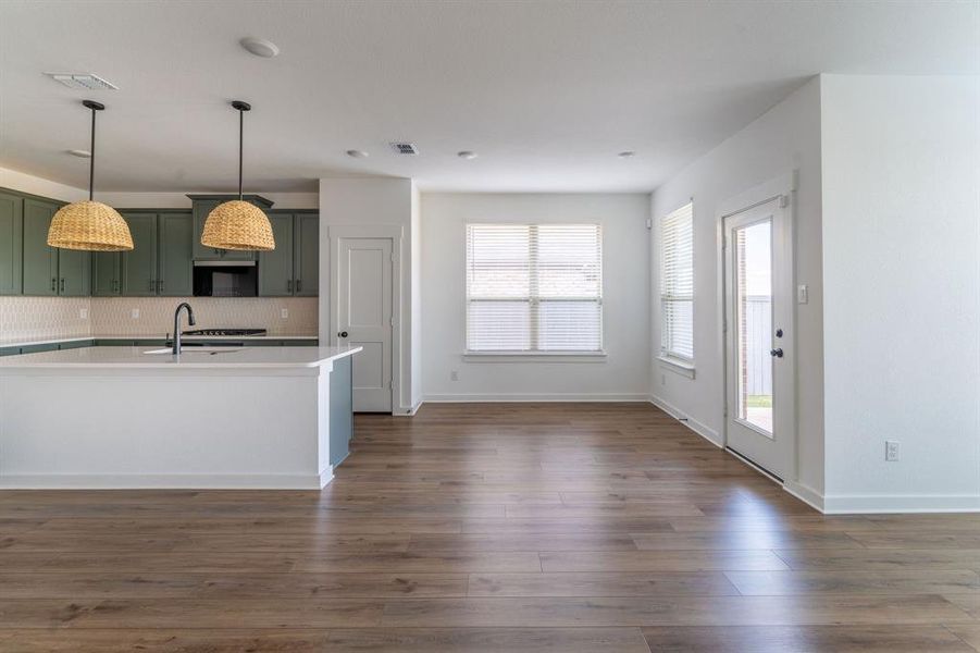Spacious, unfurnished interior of a new home in Prairie Ridge at Goodland, Midlothian (Image 21).