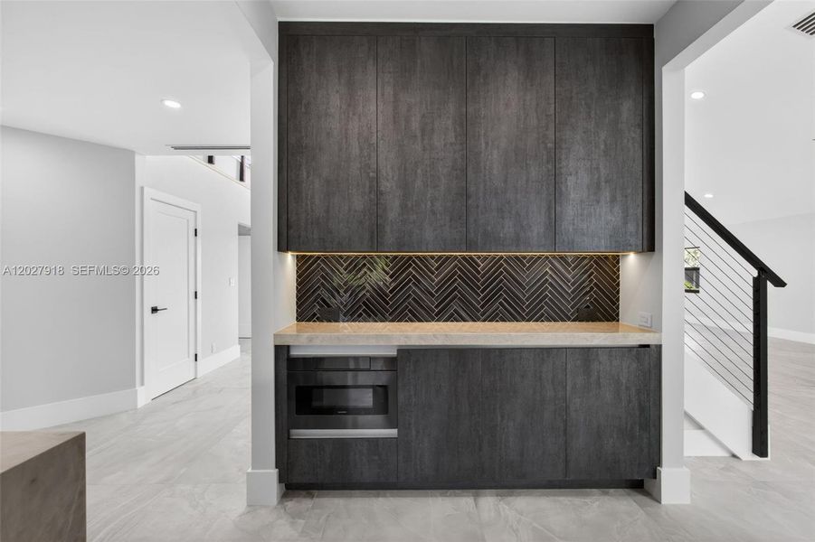 Furnished interior view inside a new home in , Palm Beach Gardens (Image 9).