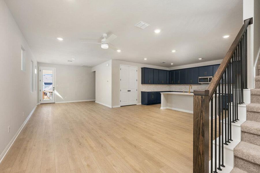 Spacious, unfurnished interior of a new home in Cannon Ranch, Dripping Springs (Image 27).