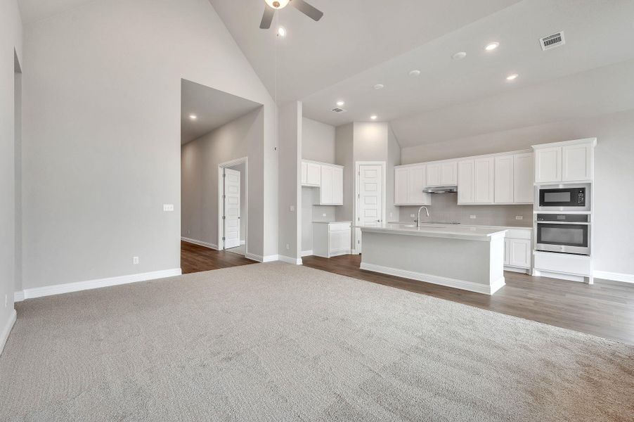 Image 25 of a home in Crescent Bluff. Image 25 of a home in Crescent Bluff.