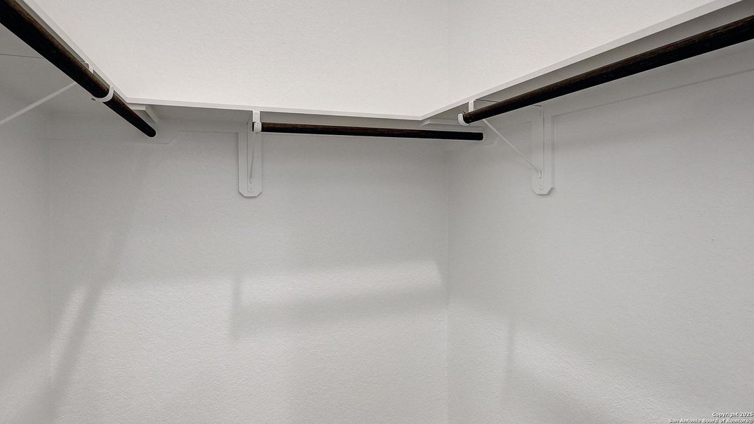 Image 32 of a home in Haby Hill 60'.