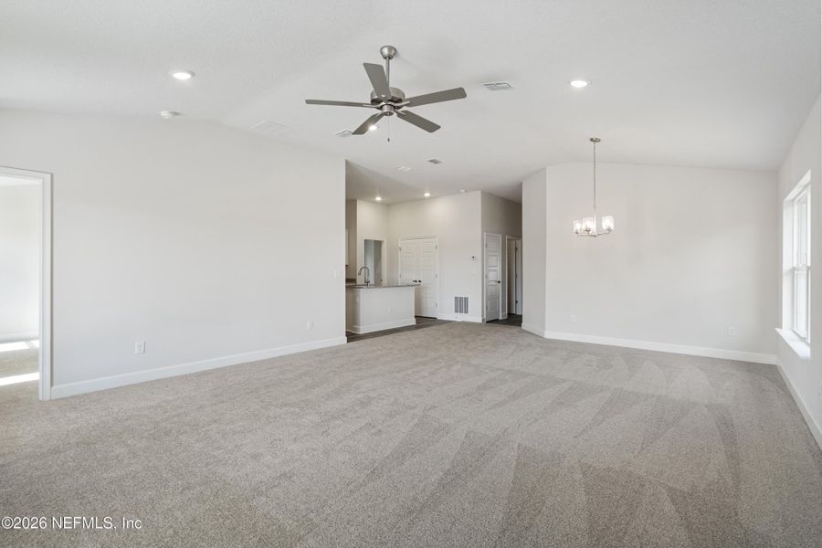 Spacious, unfurnished interior of a new home in Shadow Crest at Rolling Hills, Green Cove Springs (Image 12).