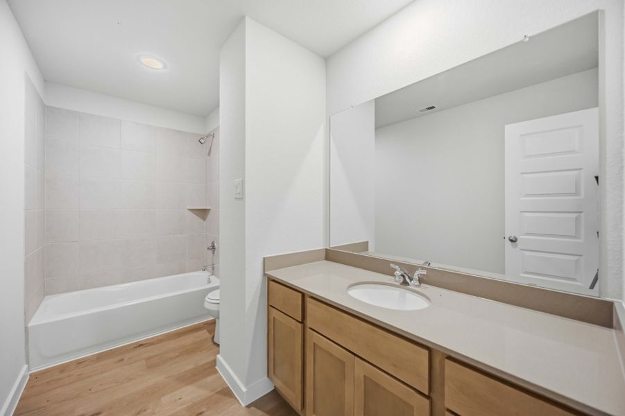15921 Cy Young Ct - Polk - Secondary Bathroom 15921 Cy Young Ct - Polk - Secondary Bathroom