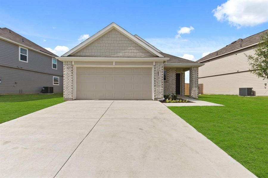 Front exterior of a new home in Deer Creek, Fort Worth, TX, highlighting curb appeal (Image 1). Front exterior of a new home in Deer Creek, Fort Worth, TX, highlighting curb appeal (Image 1).