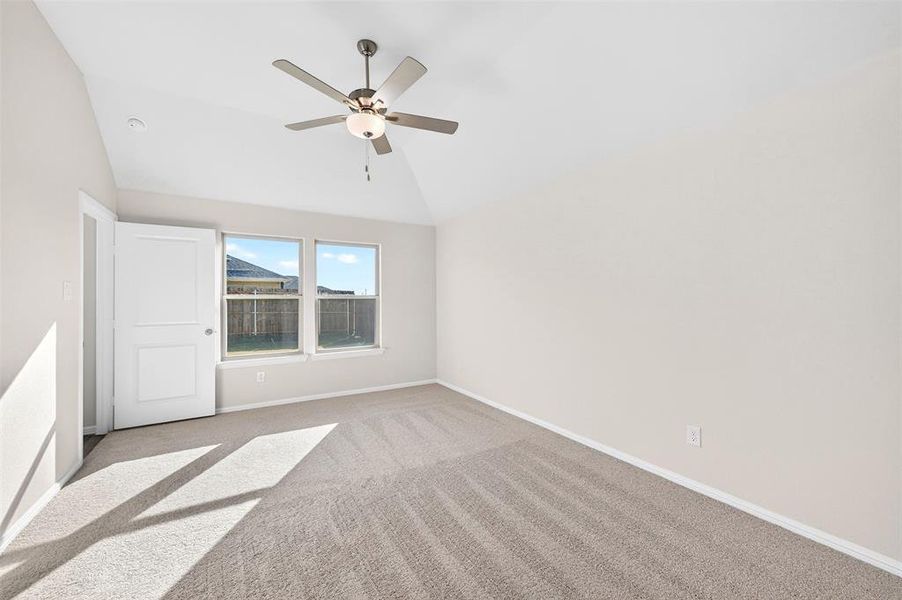 Spacious, unfurnished interior of a new home in Verandah, Royse City (Image 34).