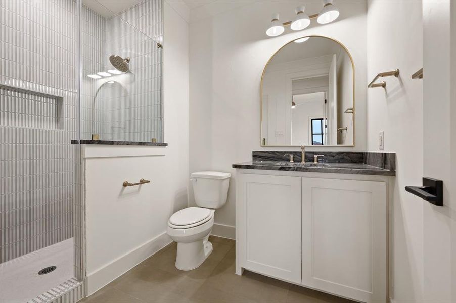 Furnished interior view inside a new home in , Prosper (Image 15).