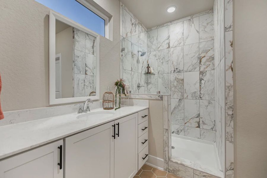 Representative furnished interior of a home built from the Balder by Chesmar Homes in Rose Hill, Marion (Image 11).