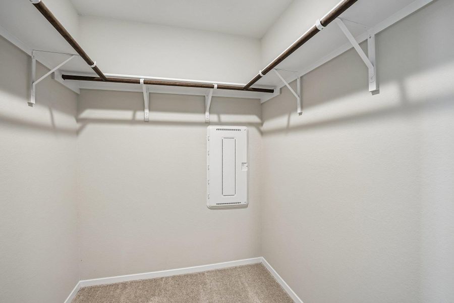 Spacious, unfurnished interior of a new home in Hunters Ranch, San Antonio (Image 16). Spacious, unfurnished interior of a new home in Hunters Ranch, San Antonio (Image 16).