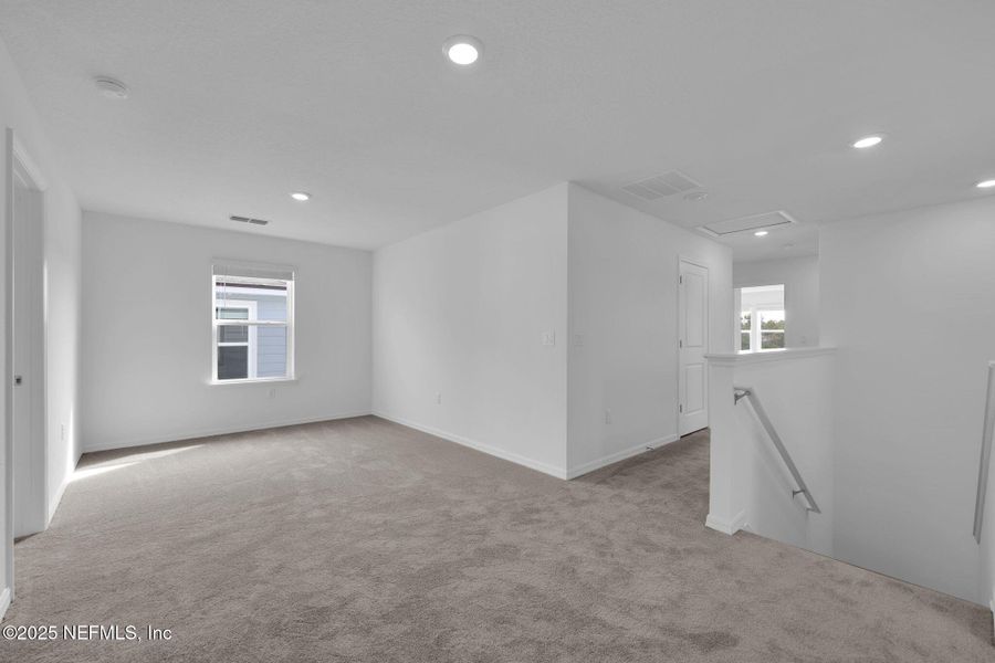 Spacious, unfurnished interior of a new home in Wells Landing, Jacksonville (Image 29). Spacious, unfurnished interior of a new home in Wells Landing, Jacksonville (Image 29).