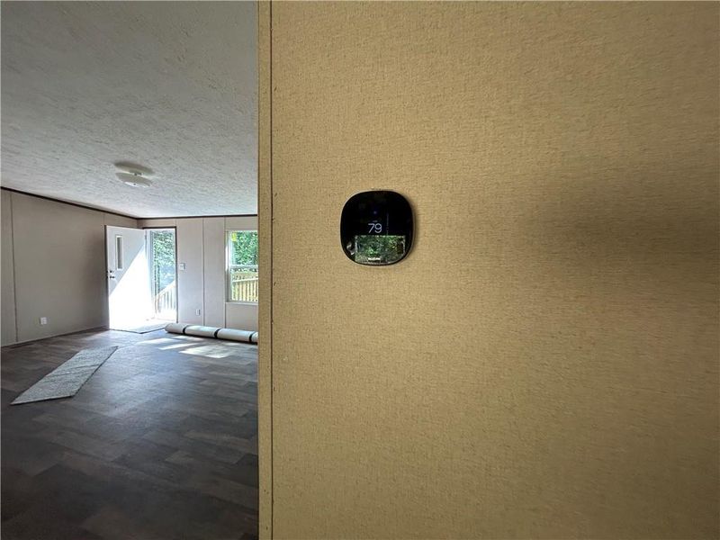 Spacious, unfurnished interior of a new home in , Dawsonville (Image 24).